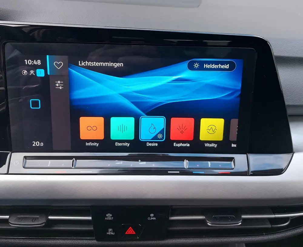 Volkswagen Golf 1.5 TSI Life Business 17 inch Sport st uit 2020, foto 20