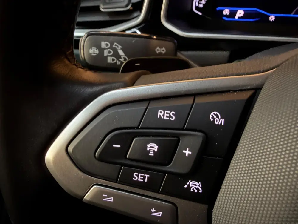Volkswagen T-Roc 1.5 TSI R Line - Pano - Beats Audio uit 2023, foto 20