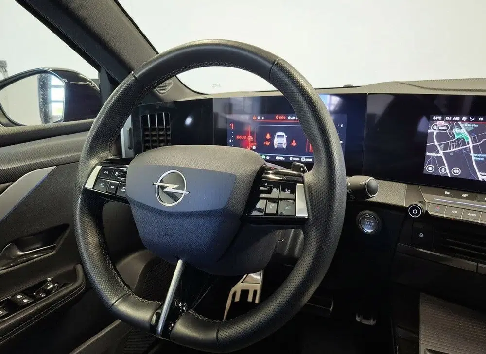 Opel Astra 1.2 Turbo GS uit 2024, foto 15
