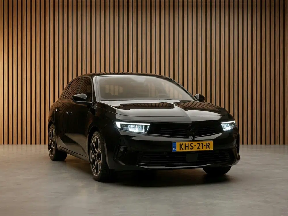 Opel Astra 1.2 Turbo GS uit 2024, foto 2