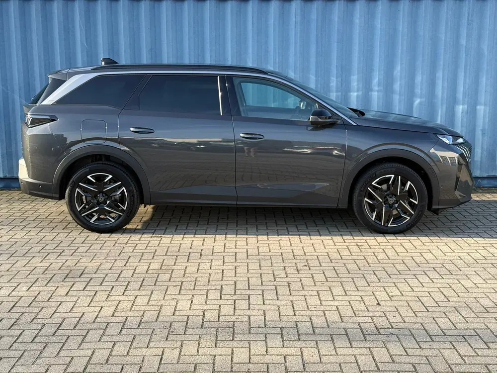 Peugeot 5008 1.2 Hybrid 136 Allure uit 2025, foto 6