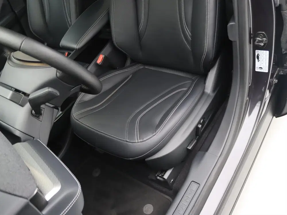 Ford Mustang Mach-E 98kWh Extended Range RWD 294PK 94% SoH [ uit 2022, foto 20