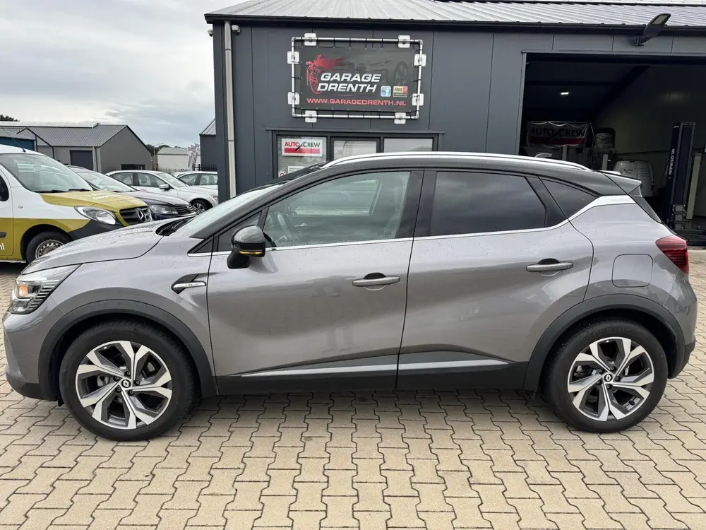 Renault Captur 1.6 E-Tech plug-in hybrid 160 R.S.Line uit 2022, foto 2