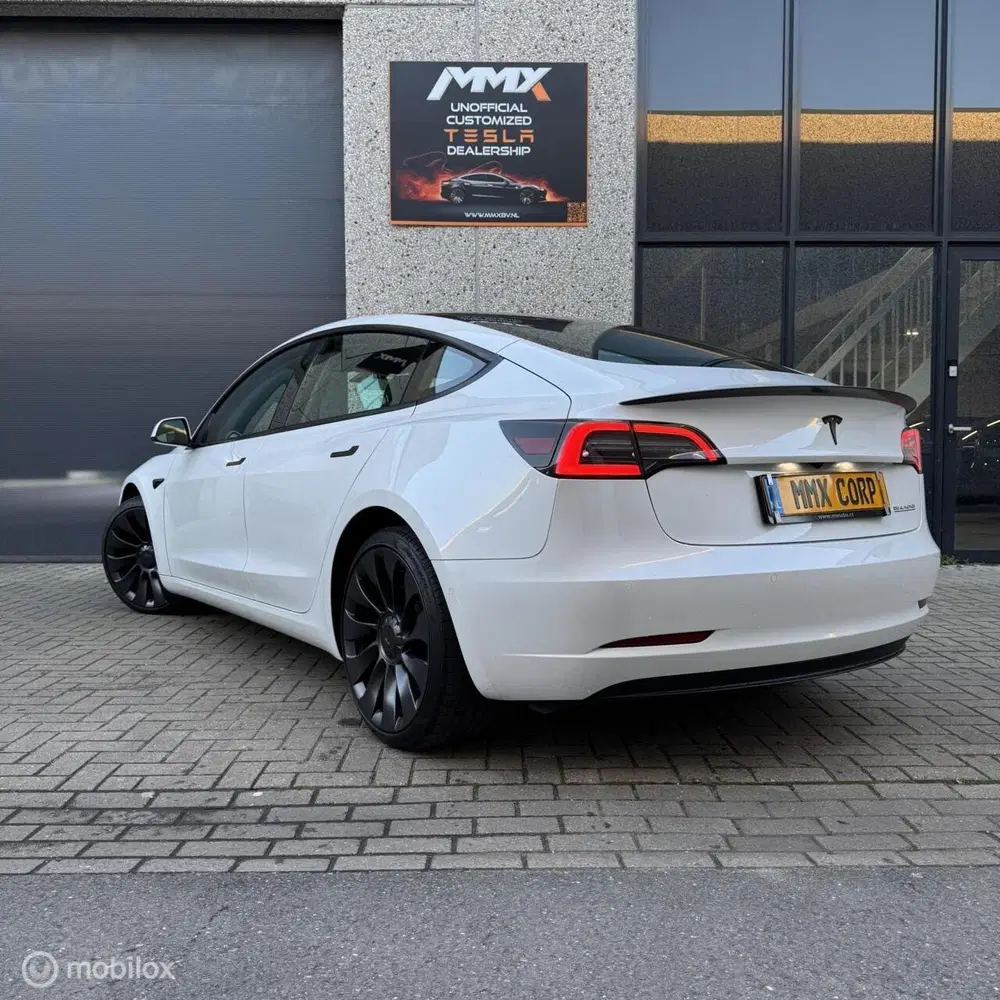 Tesla Model 3 Performance + MMX Pack + IAP uit 2022, foto 7