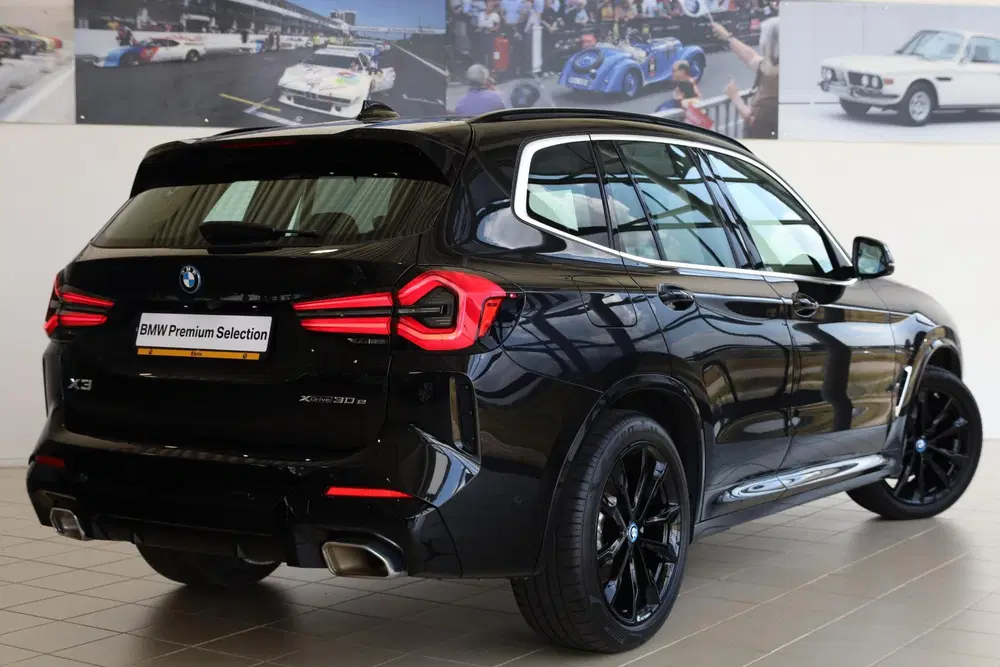 BMW X3 xDrive30e uit 2022, foto 2