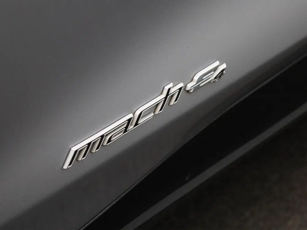 Ford Mustang Mach-E AWD 75 kWh uit 2021, foto 18