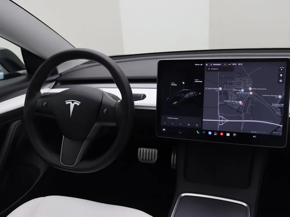 Tesla Model 3 Performance AWD 486pk 75 kWh FACELIFT 87 uit 2021, foto 18