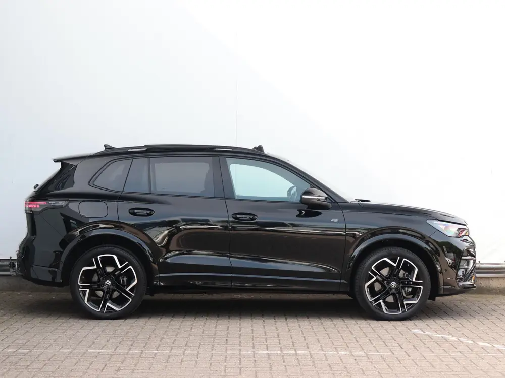 Volkswagen Tiguan 1.5 eHybrid R-Line | Leder | Trekhaak | Ha uit 2025, foto 3
