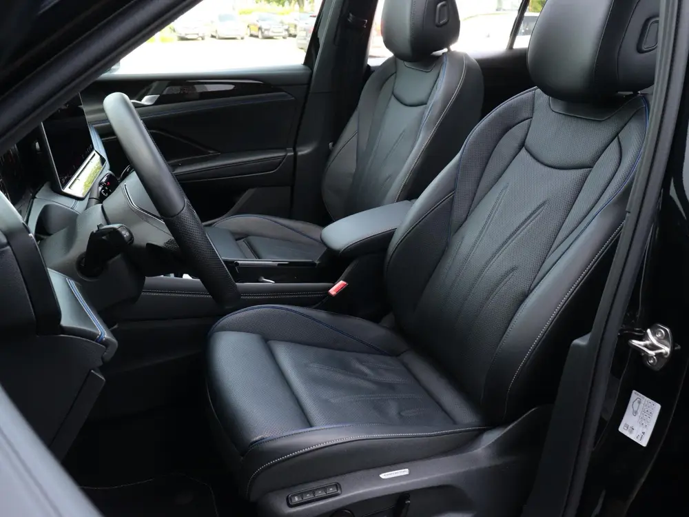 Volkswagen Tiguan 1.5 eHybrid R-Line | Leder | Trekhaak | Ha uit 2025, foto 7