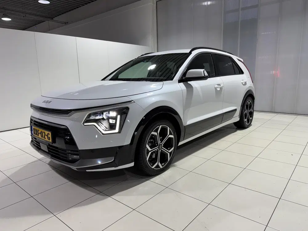Kia Niro 1.6 GDi Hybrid DynamicPlusLine 18 inch uit 2023, foto 2