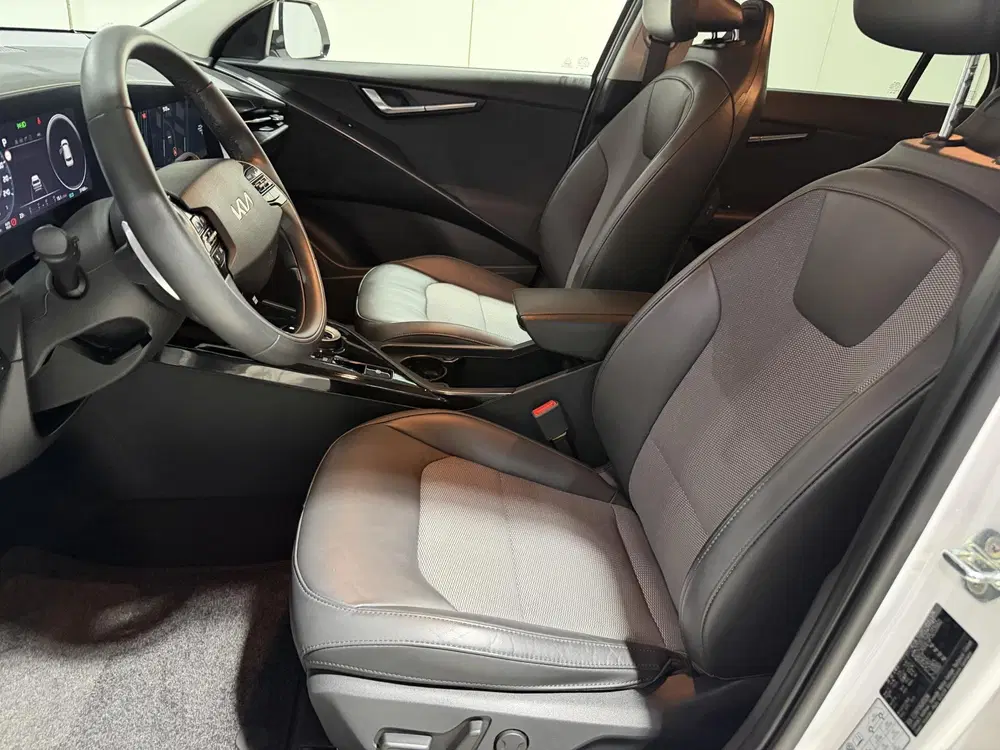 Kia Niro 1.6 GDi Hybrid DynamicPlusLine 18 inch uit 2023, foto 20