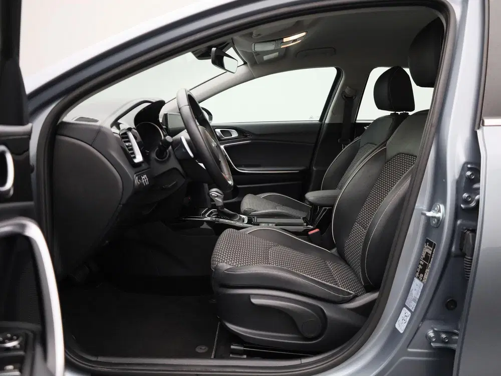 Kia Ceed Pulse 1.0 T-GDi 120 MHEV DCT ISG uit 2024, foto 13