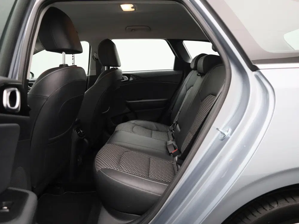 Kia Ceed Pulse 1.0 T-GDi 120 MHEV DCT ISG uit 2024, foto 14