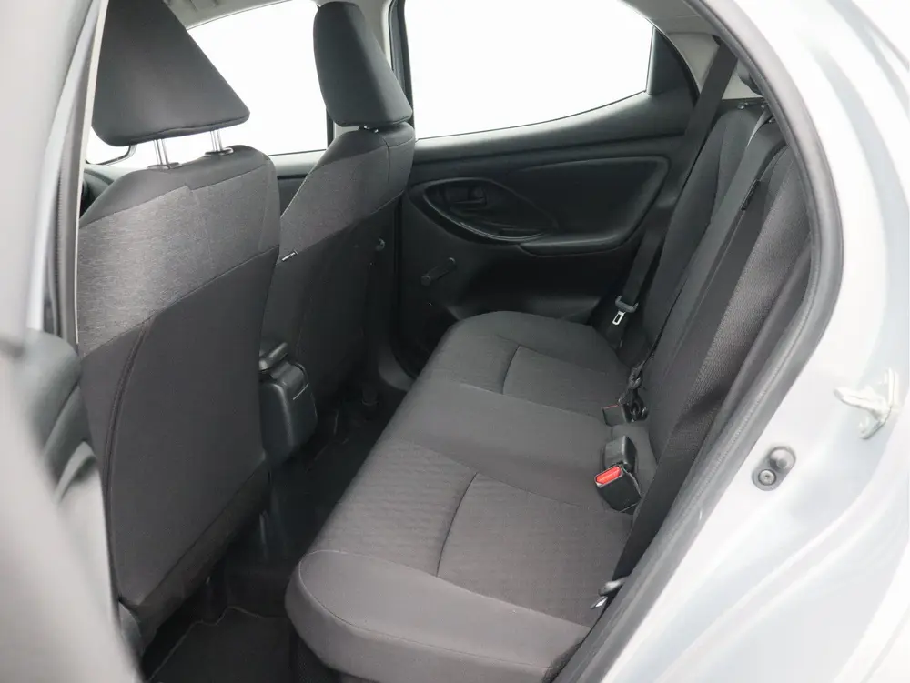 Toyota Yaris 1.5 Hybrid Active uit 2022, foto 11