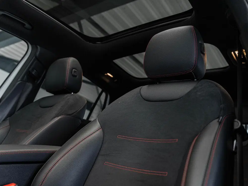Mercedes-Benz GLA 200 AMG Line Pano ACC 19' uit 2022, foto 12