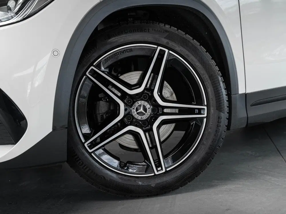 Mercedes-Benz GLA 200 AMG Line Pano ACC 19' uit 2022, foto 9