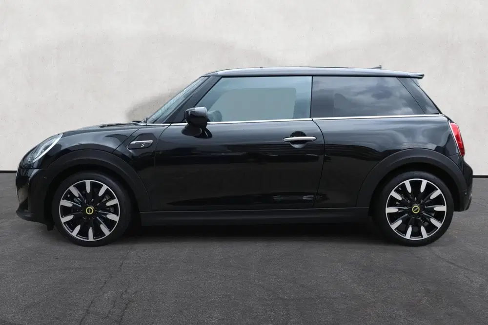 Mini Electric Classic 33 kWh uit 2021, foto 11