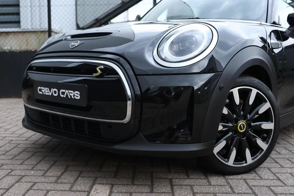 Mini Electric Classic 33 kWh uit 2021, foto 18