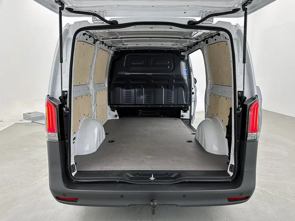 Mercedes-Benz Vito 116 CDI L2 Pro Multibeam Led Trekhaak Car uit 2024, foto 16