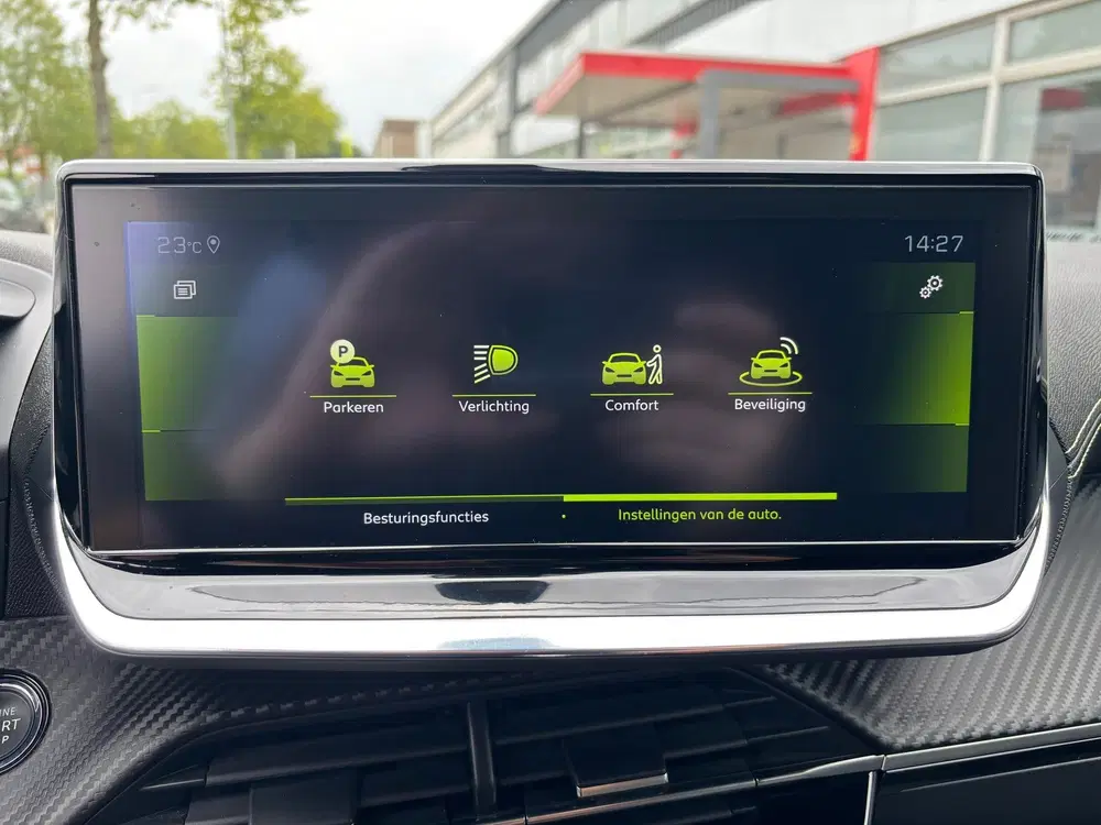 Peugeot 208 1.2 PureTech GT-Line uit 2020, foto 15