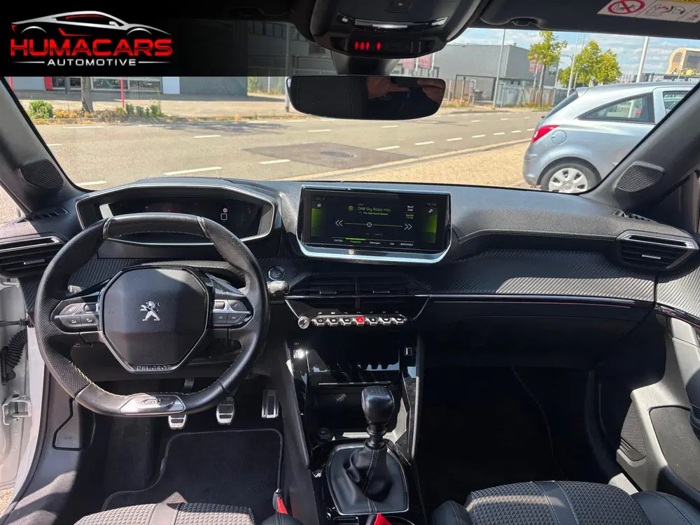 Peugeot 208 1.2 PureTech GT-Line uit 2020, foto 2