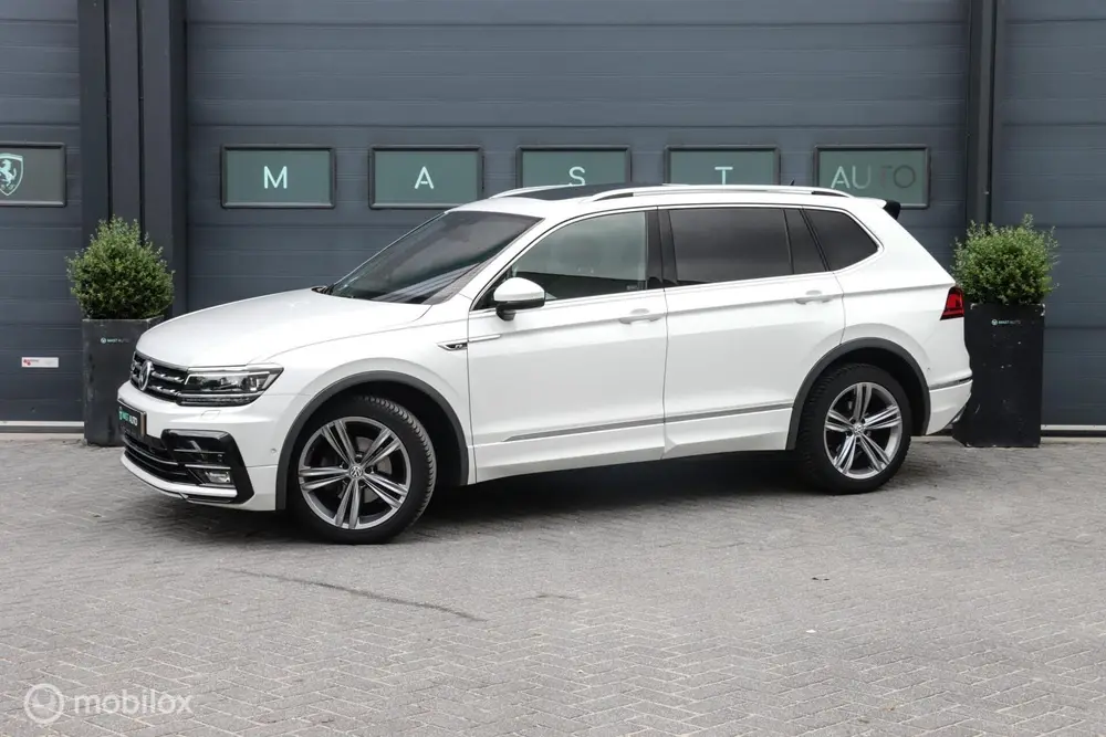 Volkswagen Tiguan Allspace 1.5 TSI Highline|R-Line|Pano|Came uit 2019
