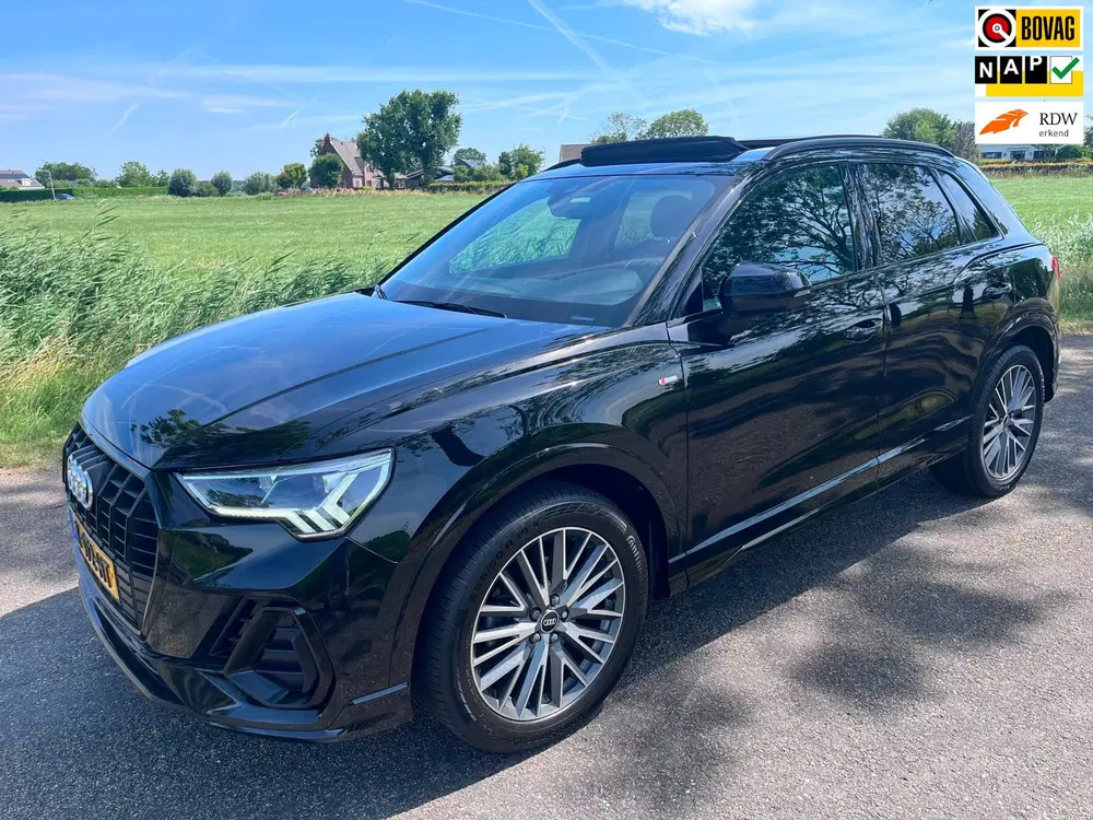 Audi Q3 35 TFSI S edition Pano 1e eig uit 2021