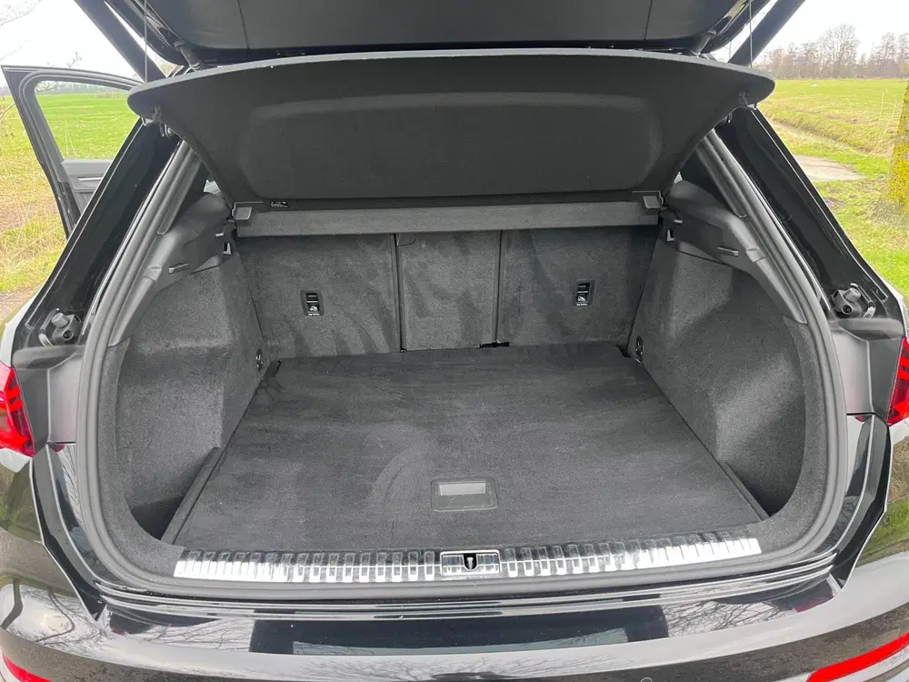 Audi Q3 35 TFSI S edition Pano 1e eig uit 2021, foto 12