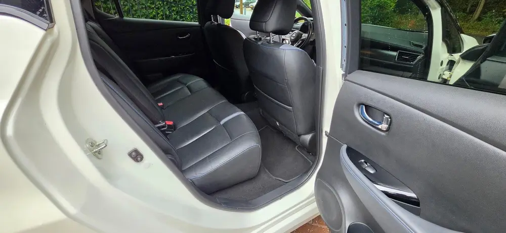 Nissan Leaf E+ Tekna 62 kWh uit 2019, foto 11