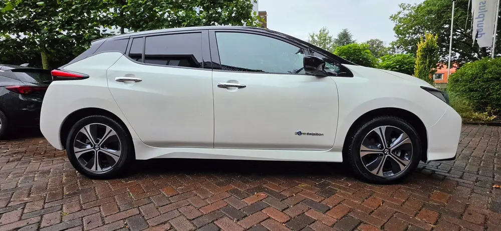 Nissan Leaf E+ Tekna 62 kWh uit 2019, foto 4