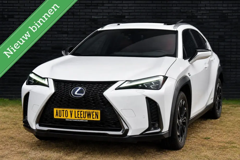 Lexus UX 250h F Sport PANORAMADAK/HEAD UP/LEDER/ETC.! uit 2020, foto 3