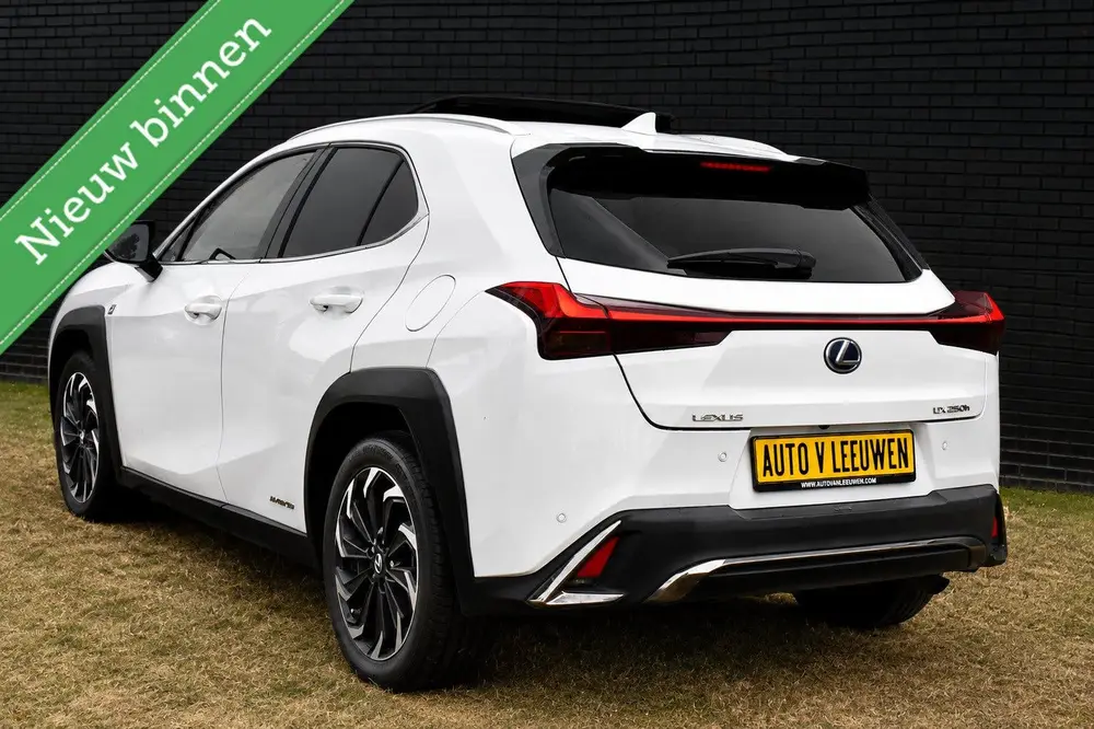 Lexus UX 250h F Sport PANORAMADAK/HEAD UP/LEDER/ETC.! uit 2020, foto 4