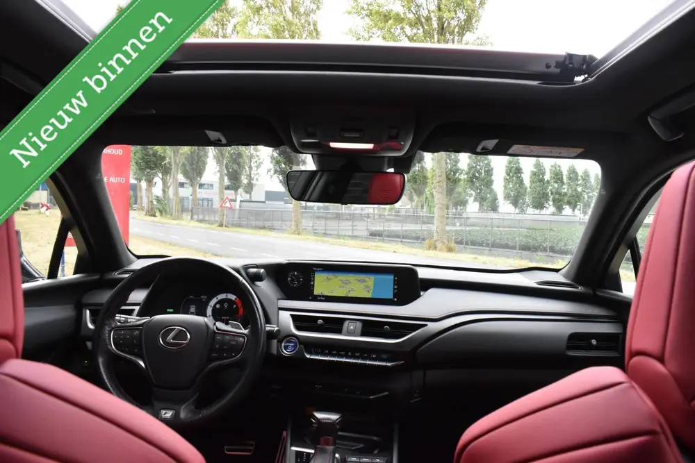 Lexus UX 250h F Sport PANORAMADAK/HEAD UP/LEDER/ETC.! uit 2020, foto 7