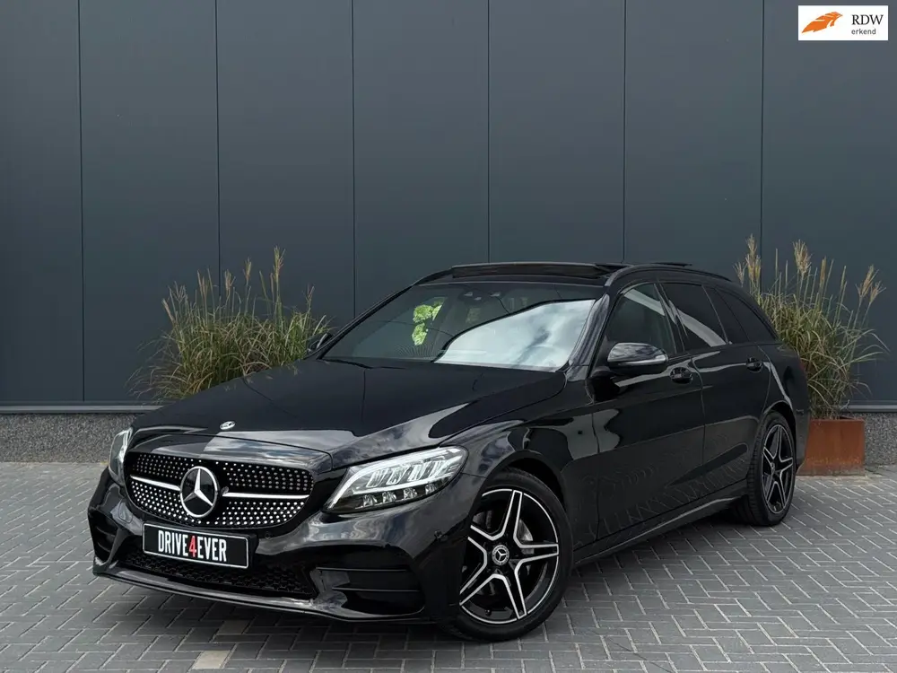 Mercedes-Benz C-Klasse 220 d Premium Plus AMG PANO uit 2019
