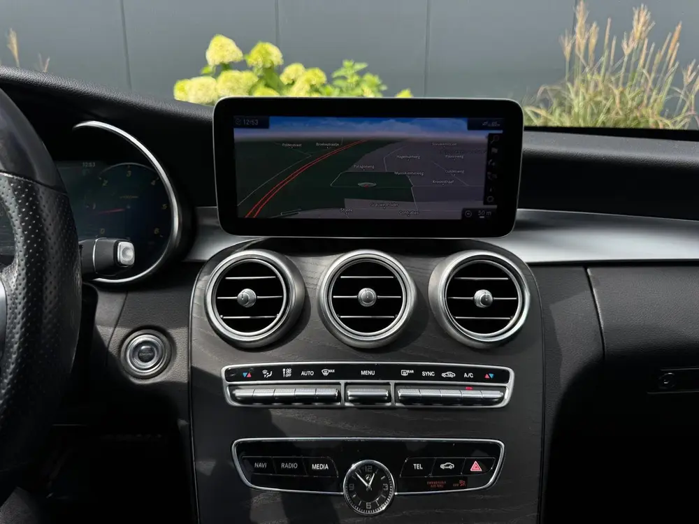 Mercedes-Benz C-Klasse 220 d Premium Plus AMG PANO uit 2019, foto 12