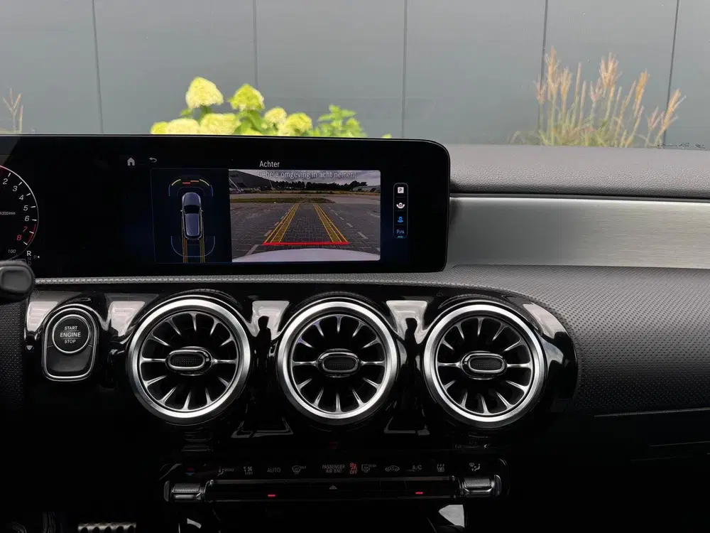 Mercedes-Benz A-Klasse 250 e AMG Line FULL PANO uit 2023, foto 16