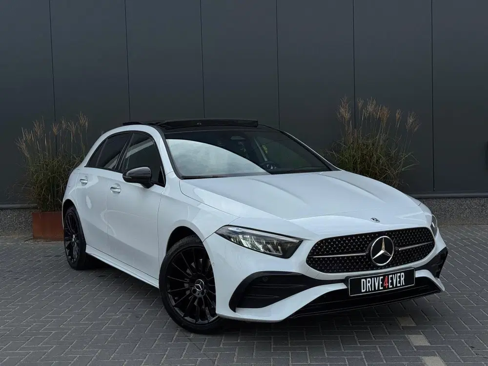 Mercedes-Benz A-Klasse 250 e AMG Line FULL PANO uit 2023, foto 4