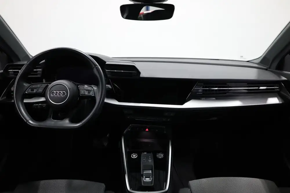 Audi A3 Sportback 35 TFSI S edition S-LINE/LED/VIRTUAL/PANO/ uit 2021, foto 2
