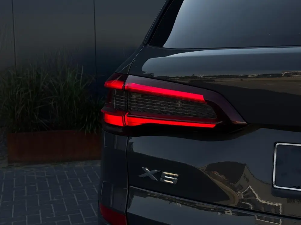 BMW X5 xDrive45e M Pakket uit 2023, foto 8
