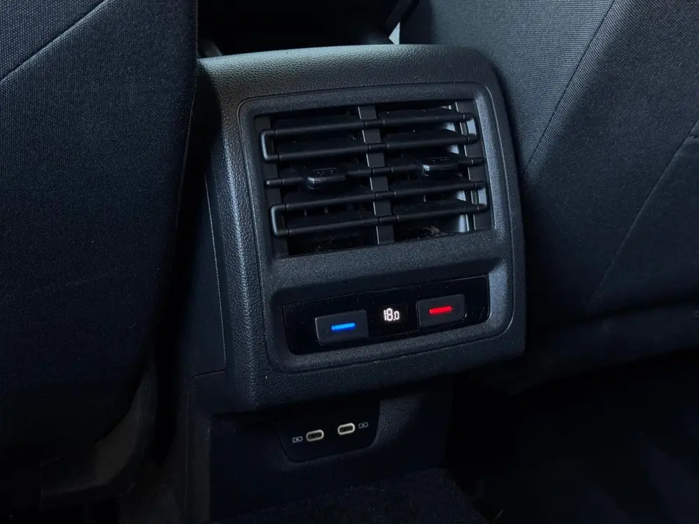 Volkswagen Golf Variant 1.0 eTSI Life Business AUTOMAAT|CLIM uit 2020, foto 20
