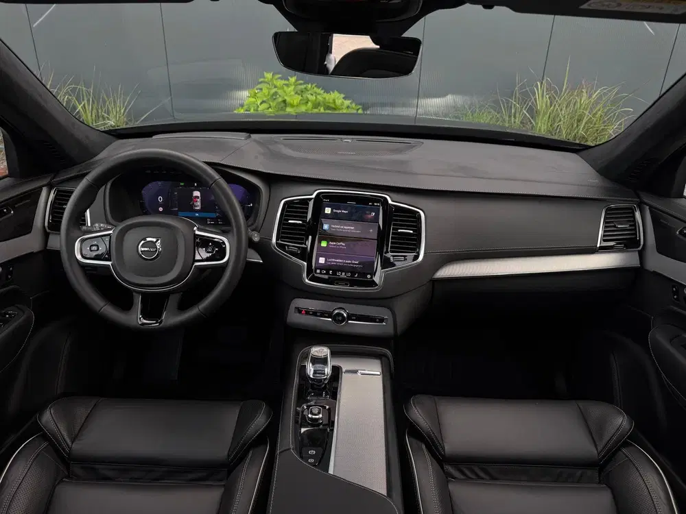 Volvo XC90 2.0 T8 Recharge AWD R DESIGN 455pk 7p PANO uit 2024, foto 2