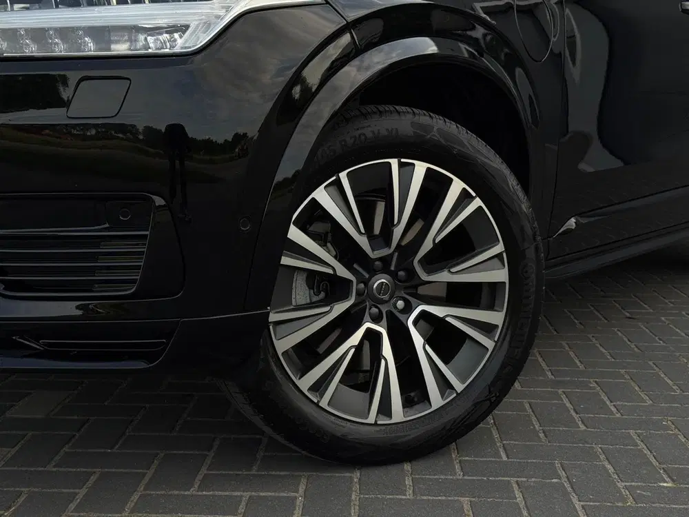 Volvo XC90 2.0 T8 Recharge AWD R DESIGN 455pk 7p PANO uit 2024, foto 6