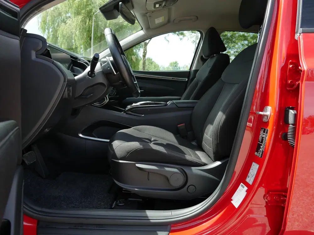 Hyundai TUCSON 1.6 T-GDi HEV 230pk Aut Comfort Smart uit 2021, foto 10