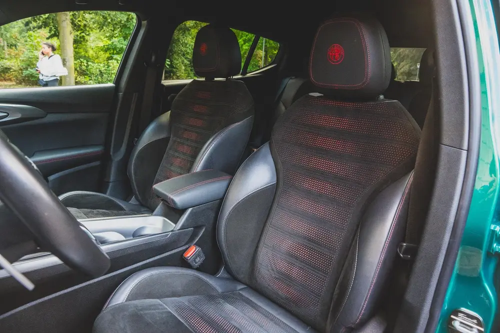 Alfa Romeo Tonale 1.5T Hybrid Edizione Speciale TREKHAAK | A uit 2022, foto 6
