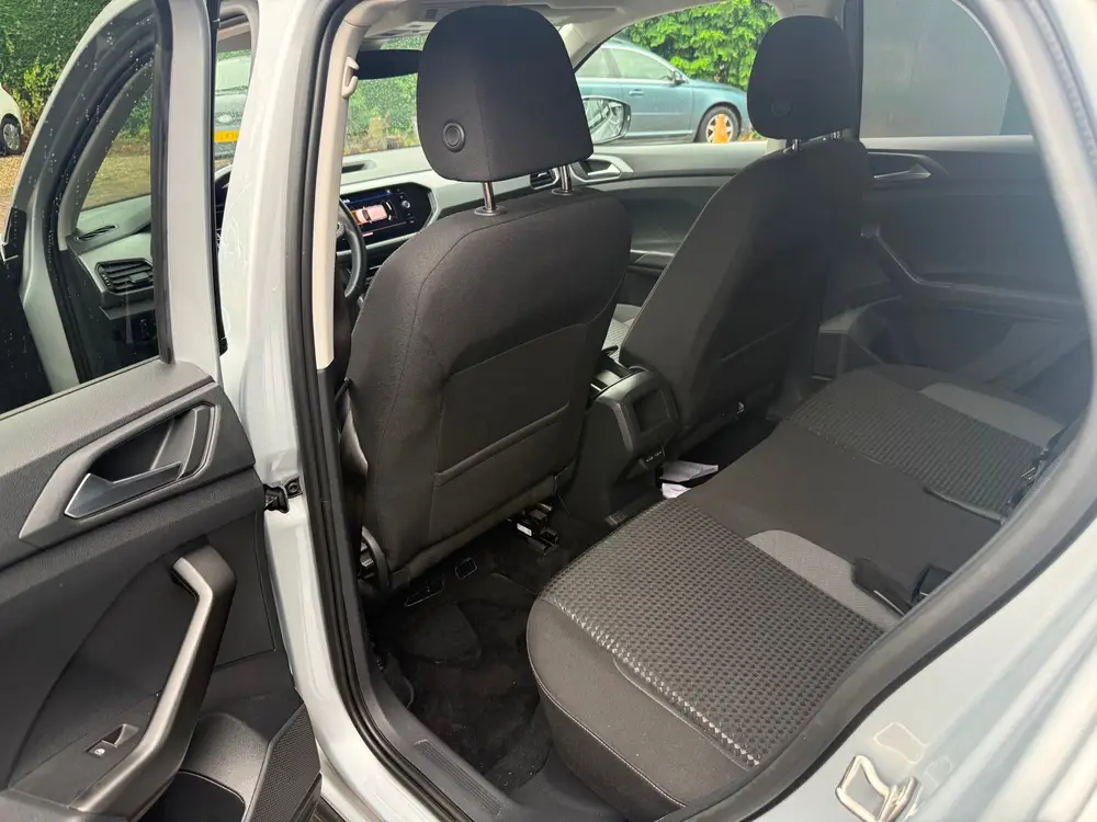 Volkswagen T-Cross 1.0 TSI Active | ACC | Trekhaak | Navigat uit 2022, foto 8