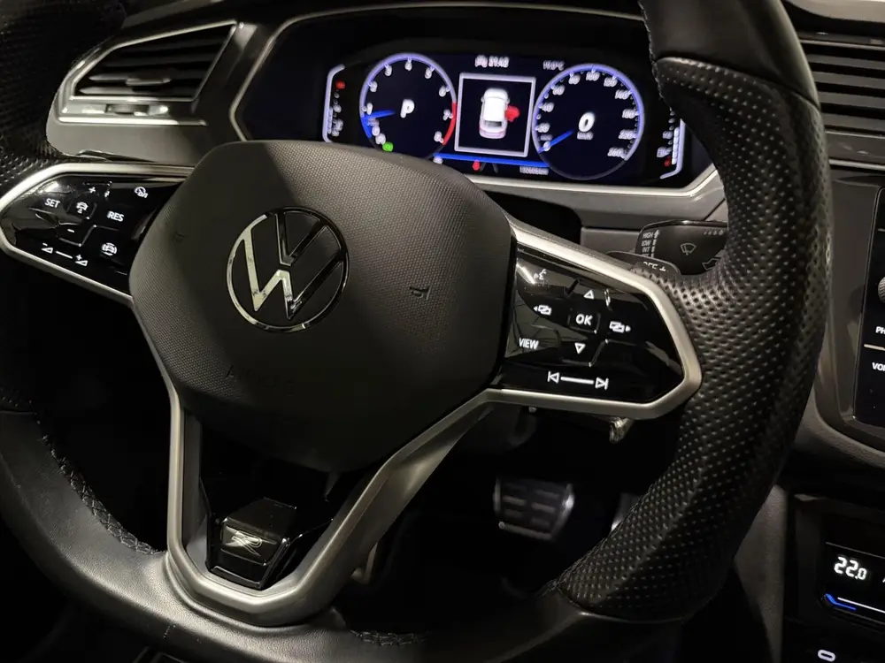 Volkswagen Tiguan 1.5 TSI R-Line Pano Virtual Harman Kardon uit 2021, foto 13