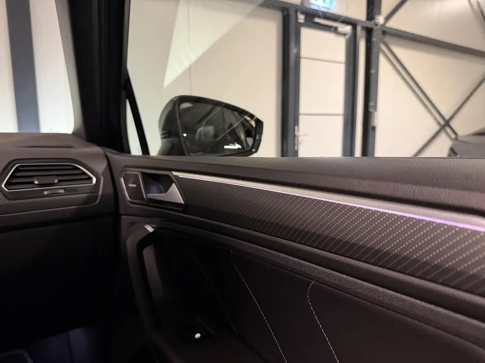 Volkswagen Tiguan 1.5 TSI R-Line Pano Virtual Harman Kardon uit 2021, foto 16