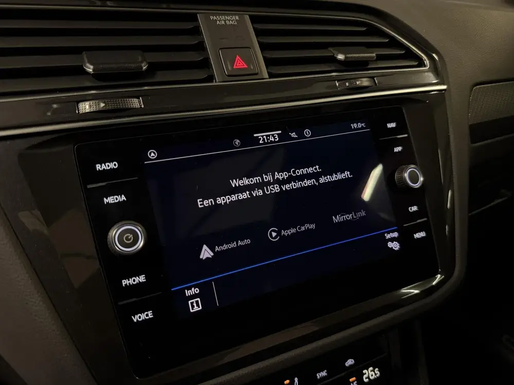 Volkswagen Tiguan 1.5 TSI R-Line Pano Virtual Harman Kardon uit 2021, foto 19