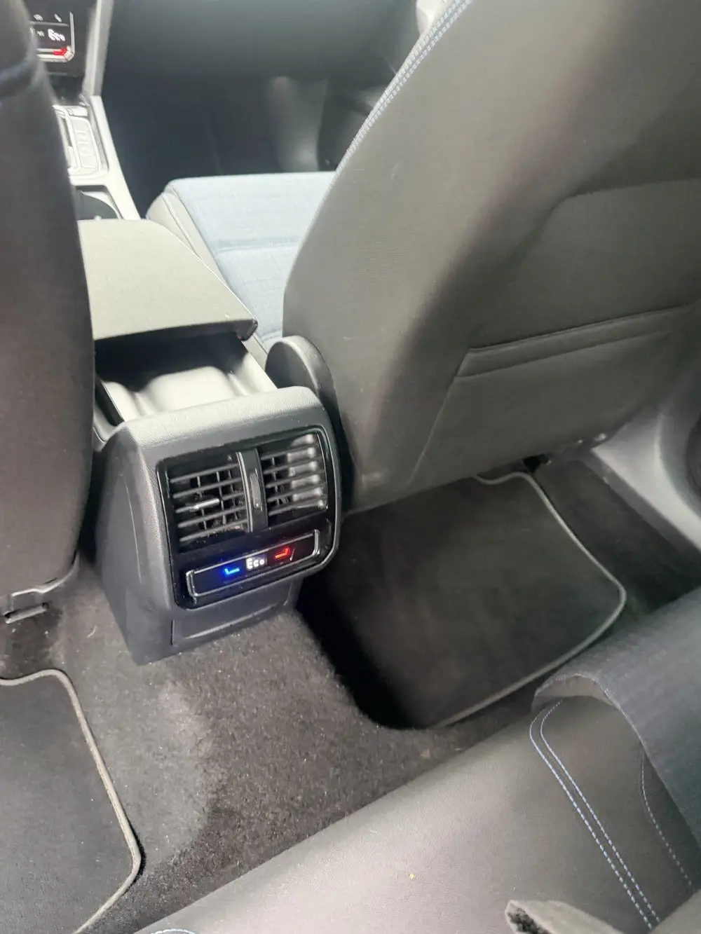 Volkswagen Passat Variant 1.4 TSI PHEV GTE Business Navi,Cli uit 2022, foto 18