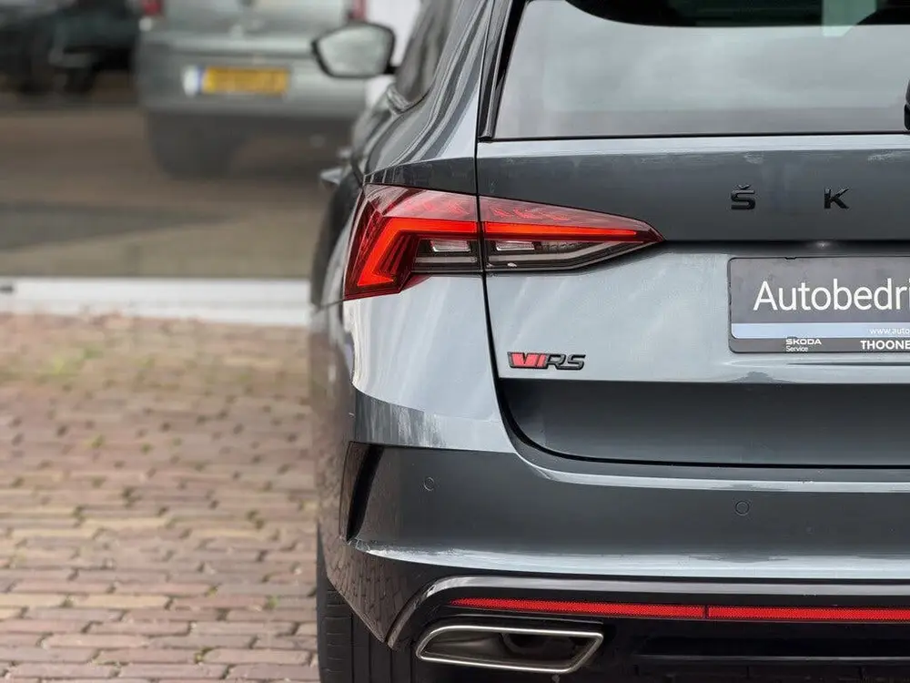 Skoda Octavia 1.4 TSI RS iV PHEV Business uit 2021, foto 9